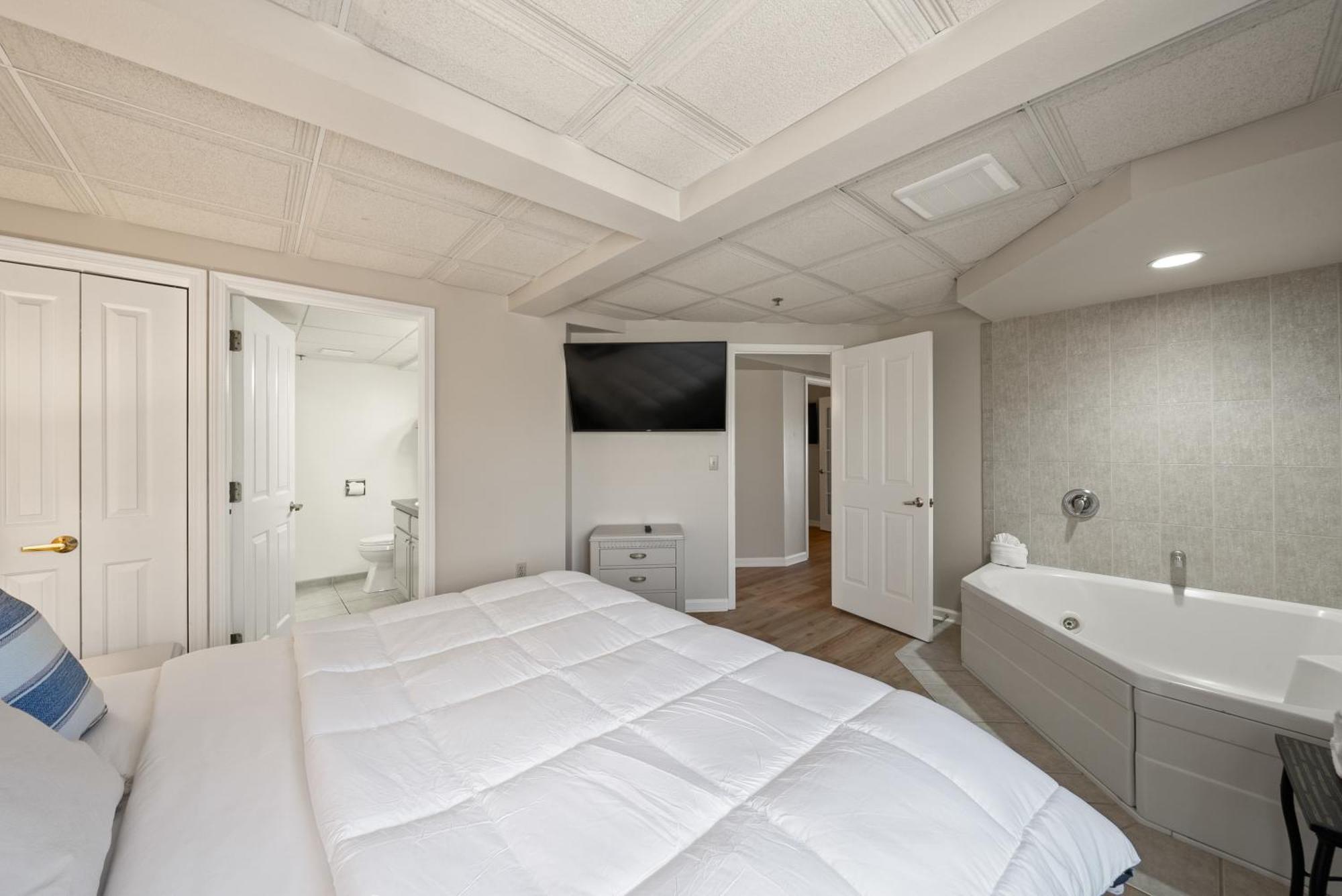 Bella Vista Suites Lake Geneva Exteriör bild